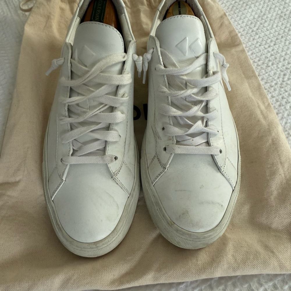 KOIO White Leather Minimalist Sneakers